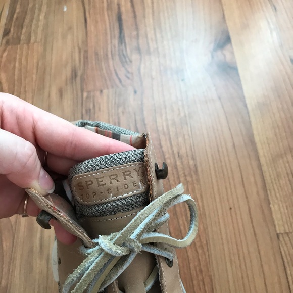 Sperry Wedges - Picture 2 of 4